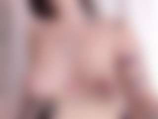 Live cam show with DaniellaWild - Green Eyes on anonymated.com