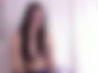 Live cam show with DaniellaWild - Teen (18+) on googirlz