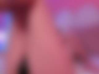 Live cam show with emilly-william - Thin on AdultVida.com