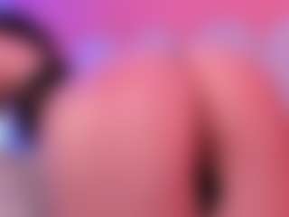 Live cam show with emilly-william - Thin on Camsoda