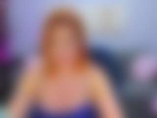 Live cam show with EmilyMidlton - Thong on Camsoda