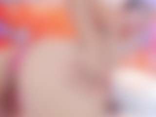 Live cam show with SophiaPaige - Bedroom Curvy on Milfs Live