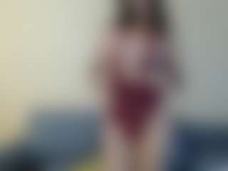 LindaErnestine MILF webcam performer live streaming