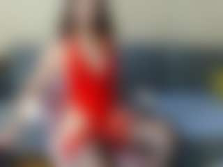 LindaErnestine MILF webcam performer live streaming