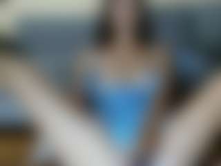 LindaErnestine MILF webcam performer live streaming