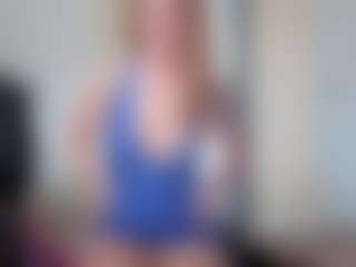 therealemily34 MILF webcam performer live streaming