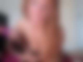 Live cam show with therealemily34 - Tattoos Curvy on SinfulBabes