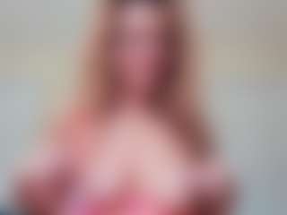 Live cam show with therealemily34 - Average on Milfs Live