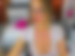 Live cam show with CATIAJONES - Blonde Hair on Fling VIP Chat
