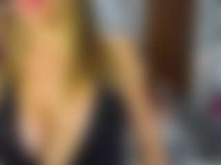 Live cam show with CATIAJONES - Middle Aged on intimatelivegirls.com