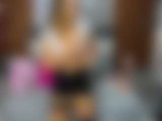 Live cam show with CATIAJONES - Big Tits Mature on Camversity