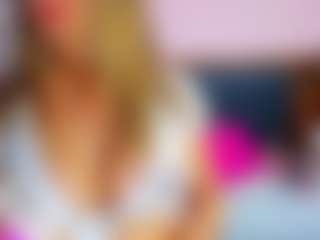 Live cam show with CATIAJONES - Middle Aged on Camming Site