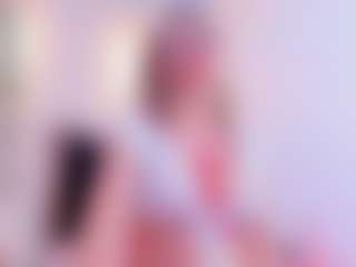 Live cam show with CATIAJONES - Blonde Hair on madthumbs