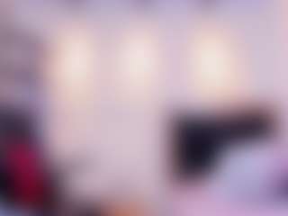 Live cam show with CATIAJONES - Shaved Pussy on Camsoda