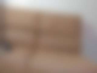 Live cam show with CATIAJONES - Mature on Soda Cam