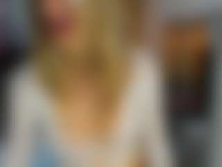 Live cam show with CATIAJONES - Tittyfuck on Milfs Live