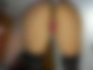 Live cam show with CATIAJONES - Thong on Camming Site
