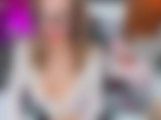 Live cam show with CATIAJONES - Ride Torso on CamwithHer