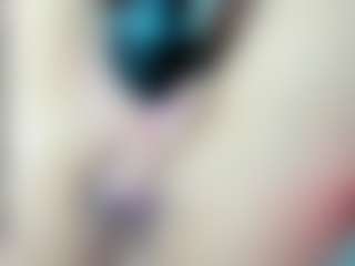Live cam show with CATIAJONES - Tittyfuck on Pornisteam.com