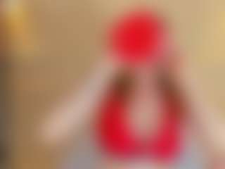 Live cam show with CATIAJONES - Middle Aged on madthumbs