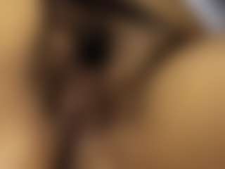 Live cam show with Dalila-3squirt - Nipple Piercings on Streamer API