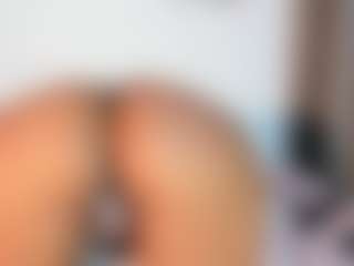 Dulce Melodia's Live Sex Cam Show