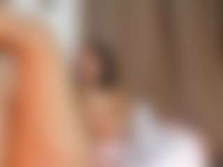Live cam show with Dulce Melodia - Bedroom on SpankPalCams