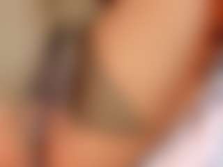 Live cam show with Dulce Melodia - Deepthroat on Milfs Live