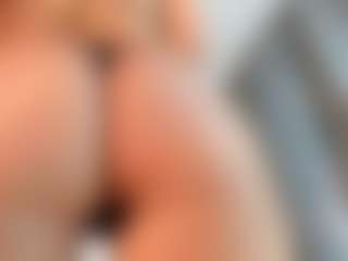 Dulce Melodia's Live Sex Cam Show