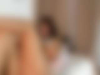Live cam show with Dulce Melodia - Big Tits on CamClone