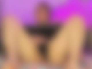 Live cam show with Sammy-Saenz - Average on x69.live
