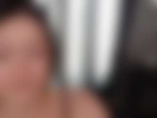 Live cam show with Alissa - Sexy on CamwithHer
