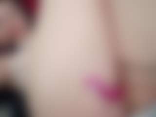 Live cam show with Alissa - Athletic on Camming Site