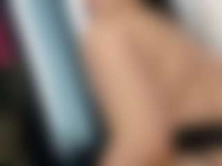 Live cam show with Alissa - Smoking on StripNow