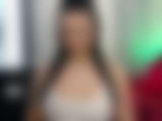Live cam show with Alissa - Tease on StripNow