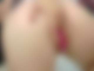 Live cam show with Alissa - Shaved on Camsoda