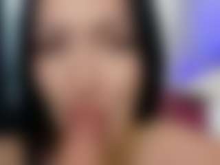Live cam show with Alissa - Oil on Camsoda