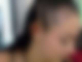 Live cam show with Alissa - Tattoos on AdultVida.com