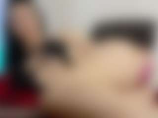 Live cam show with Alissa - Brown Eyes Teen (18+) on Hubzter Live