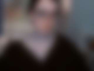 Live cam show with dixipixi - Glasses on Livezox