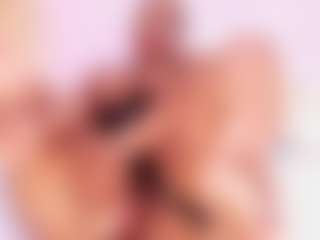 esmeralda-bigbotty's Live Sex Cam Show