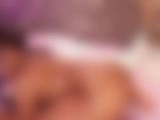 esmeralda-bigbotty's Live Sex Cam Show