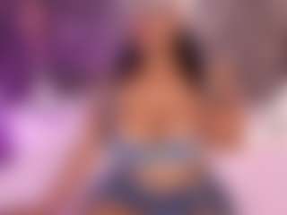 esmeralda-bigbotty's Live Sex Cam Show
