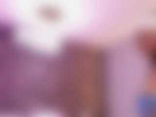 esmeralda-bigbotty's Live Sex Cam Show