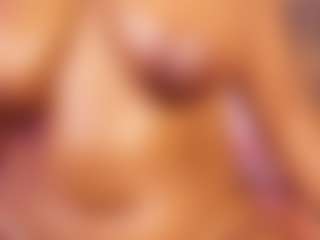 esmeralda-bigbotty's Live Sex Cam Show