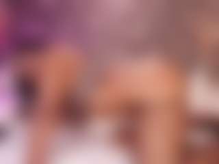 esmeralda-bigbotty's Live Sex Cam Show