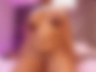 esmeralda-bigbotty's Live Sex Cam Show