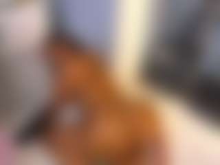 esmeralda-bigbotty's Live Sex Cam Show