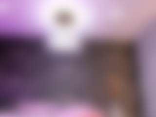 esmeralda-bigbotty's Live Sex Cam Show