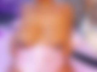 esmeralda-bigbotty's Live Sex Cam Show